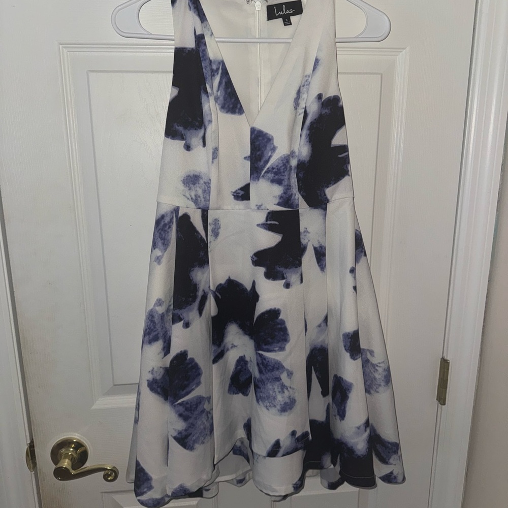 Lulus Seeing Chic Blue and Ivory Print Skater Dress